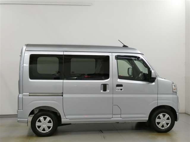 Toyota Pixis Van 4