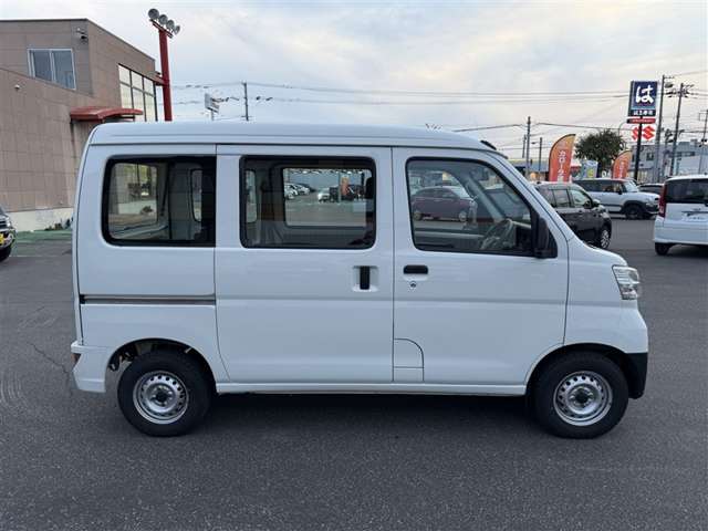 Toyota Pixis Van 4