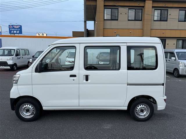 Toyota Pixis Van 5
