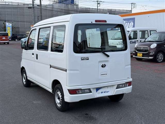 Toyota Pixis Van 6