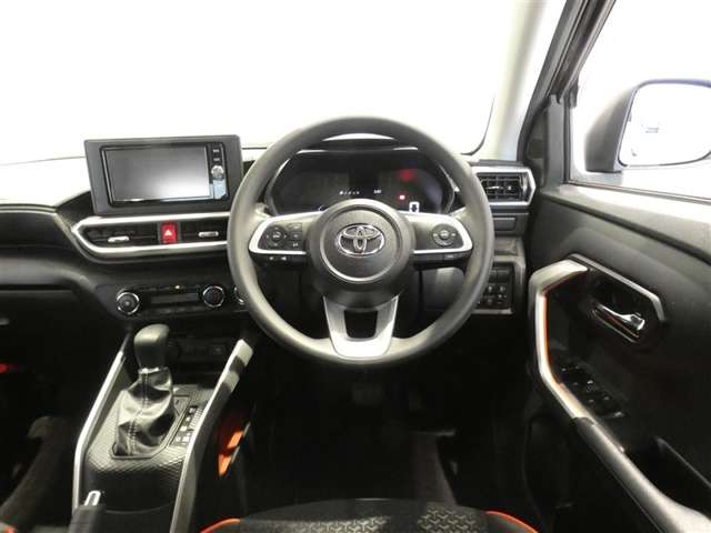 Toyota Raize 6