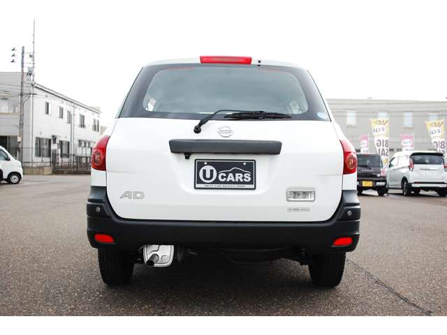 Nissan AD 6