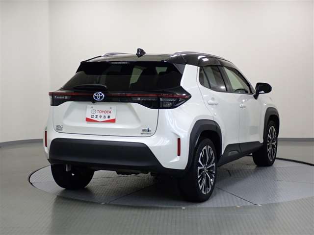 Toyota Yaris Cross 4