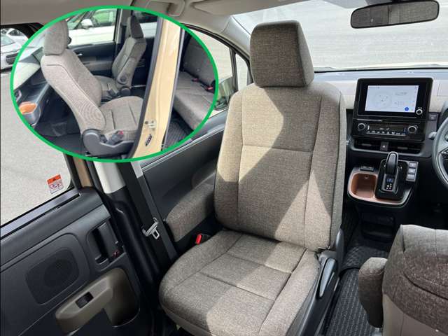 Toyota Noah 7