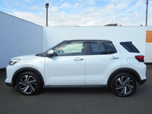 Toyota Raize 4