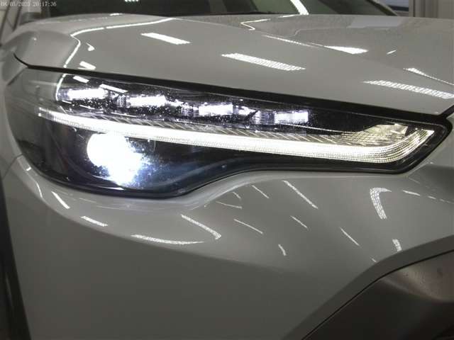 Toyota Corolla Cross 4