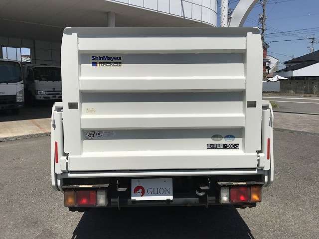 Isuzu Elf 5