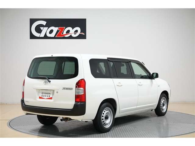 Toyota Succeed Van 5