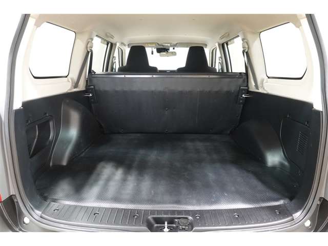 Toyota Succeed Van 8