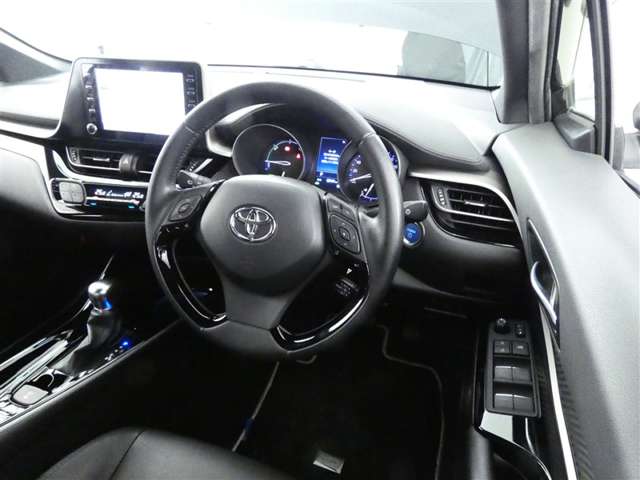 Toyota C-HR 4