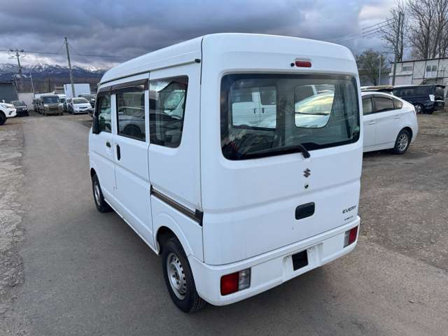 Suzuki Every 8
