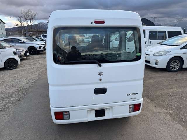Suzuki Every 9