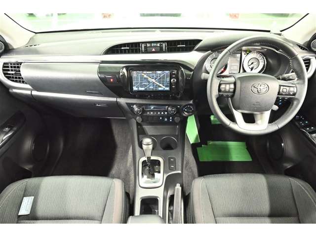 Toyota Hilux 6