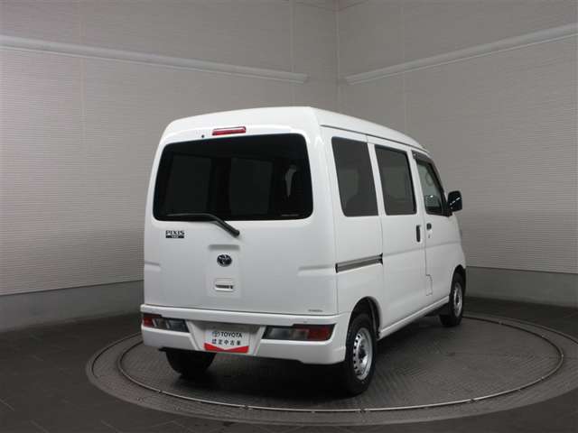 Toyota Pixis Van 4