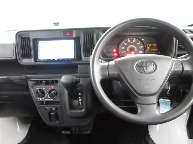 Toyota Pixis Van 7