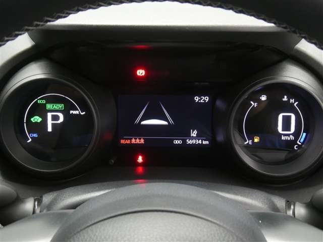 Toyota Yaris Cross 8