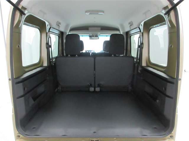 Daihatsu Atrai 5