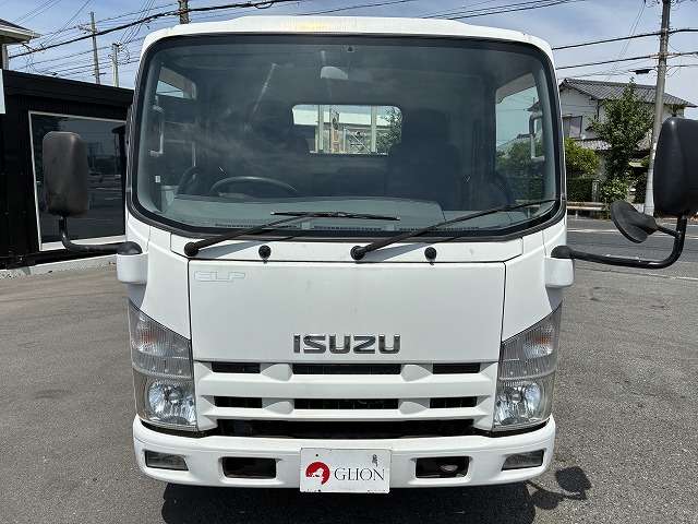 Isuzu Elf 2