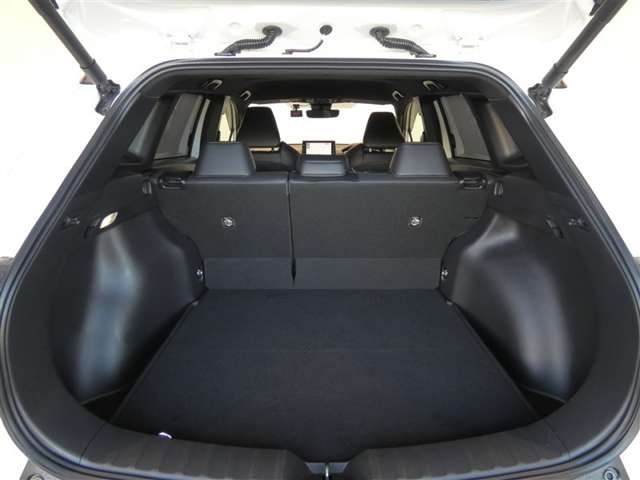Toyota Corolla Cross 6