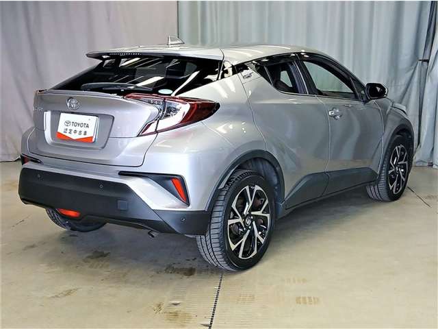 Toyota C-HR 4
