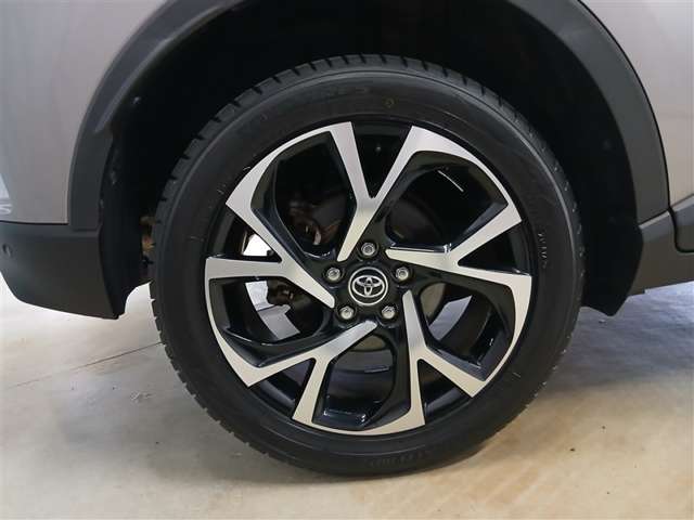 Toyota C-HR 6