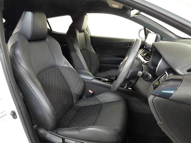 Toyota C-HR 4