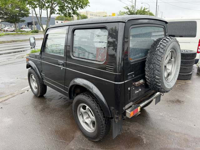 Suzuki Jimny 4