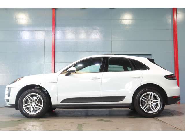 Porsche Macan 6