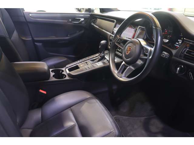 Porsche Macan 10