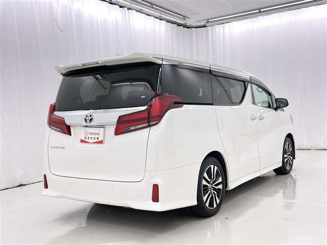 Toyota Alphard 7
