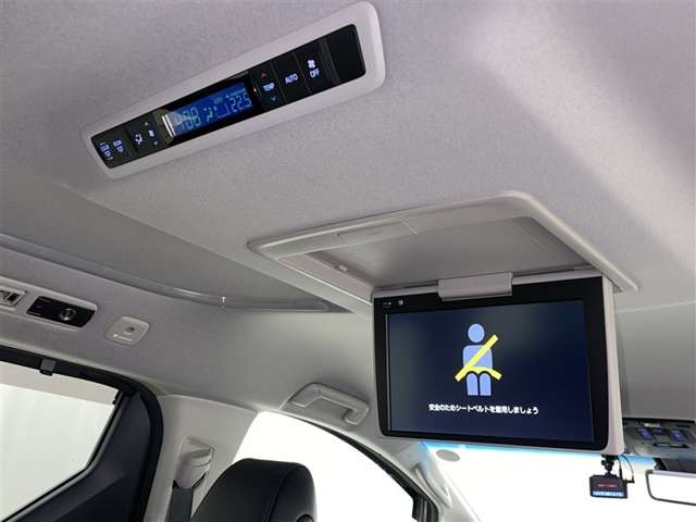 Toyota Alphard 10