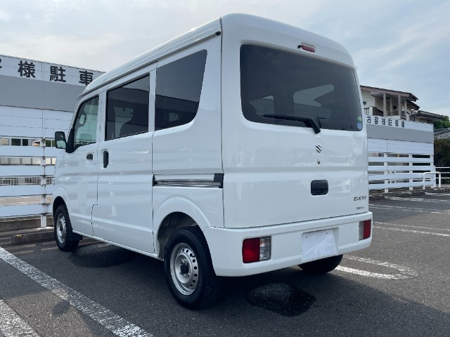 Suzuki Every 9