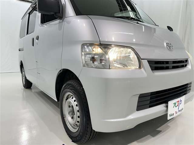 Toyota Light Ace Van 8