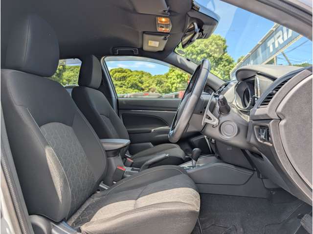Mitsubishi RVR 6