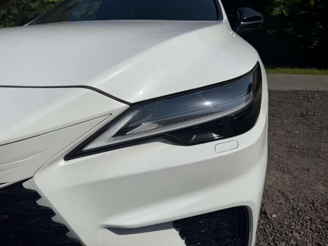 Lexus RX 7