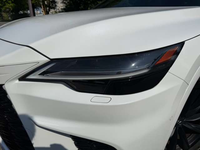 Lexus RX 8