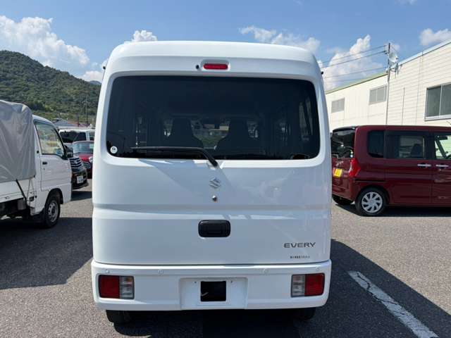 Suzuki Every 12