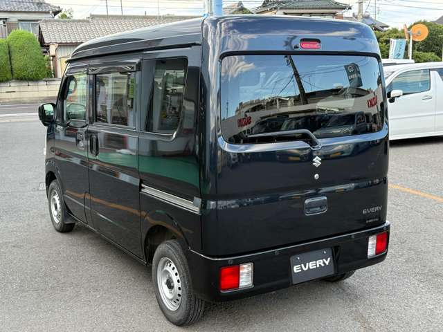Suzuki Every 8