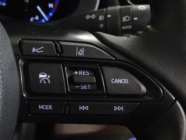 Toyota Yaris Cross 12