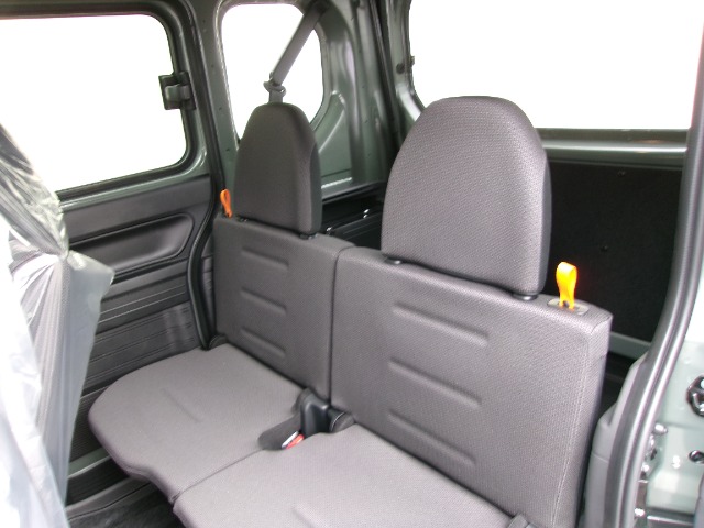Honda N-VAN 8