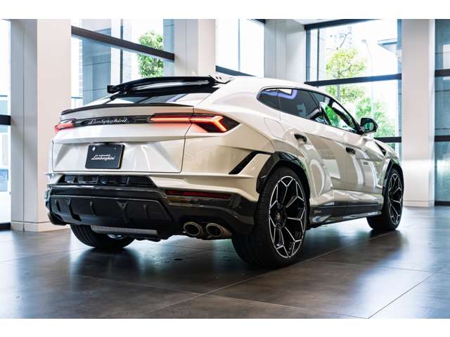 Lamborghini ウルス 12