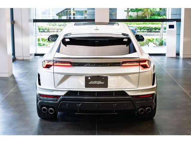 Lamborghini ウルス 6