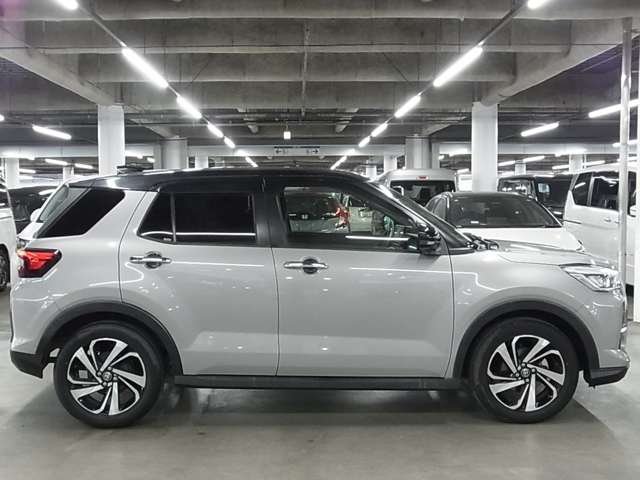 Toyota Raize 12