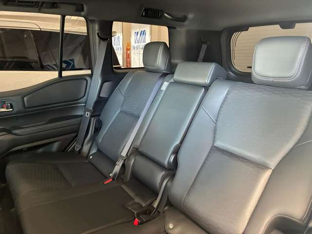 Toyota Land Cruiser 250 9