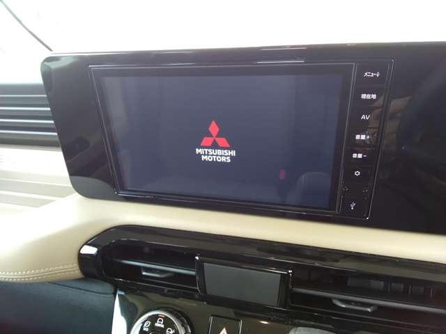 Mitsubishi Delica Mini 12