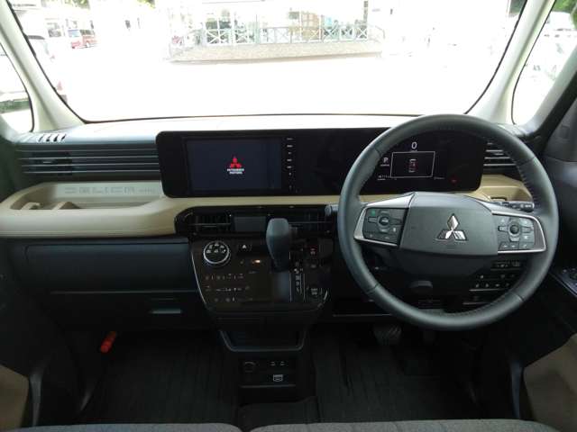 Mitsubishi Delica Mini 3