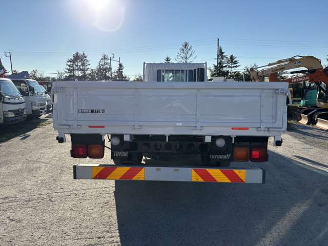 UD Trucks Condor 9