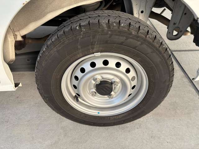 Suzuki Every 11