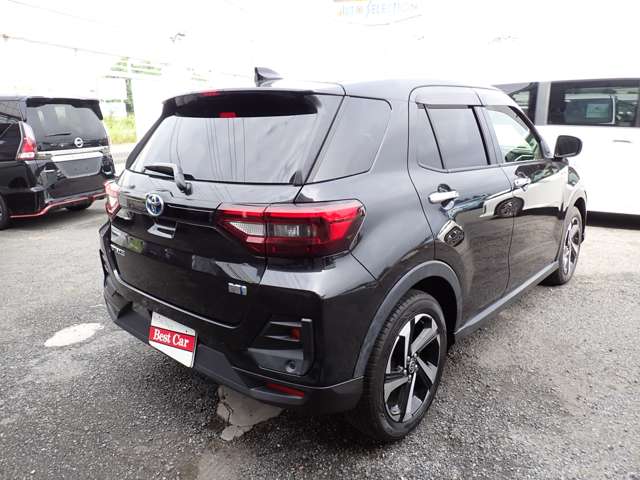 Toyota Raize 4
