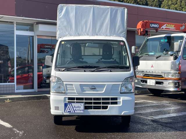 Nissan NT100 Clipper 2